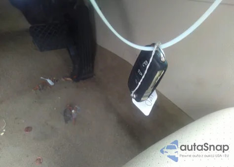 2015 Volkswagen Passat 1.8T Limited Edition из США, поврежденный, VIN 1VWAS7A31FC107210